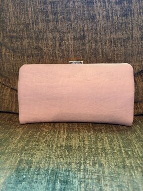 Elegant Pink Women's Clutch Purse